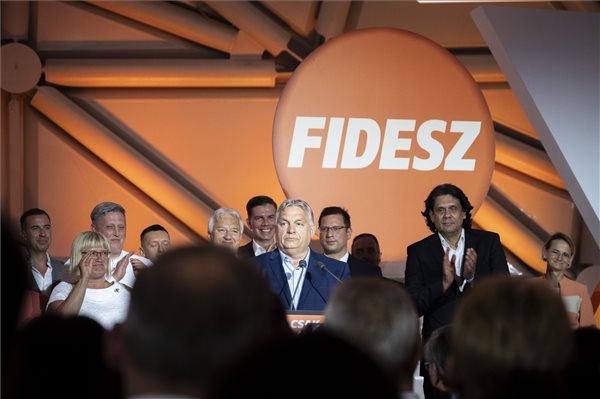 Orbán Viktor: ma két választást nyertünk