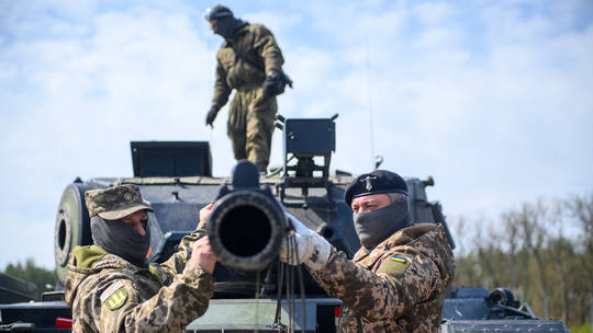 Németország titokban hatalmas fegyvercsomagot küldött Ukrajnának