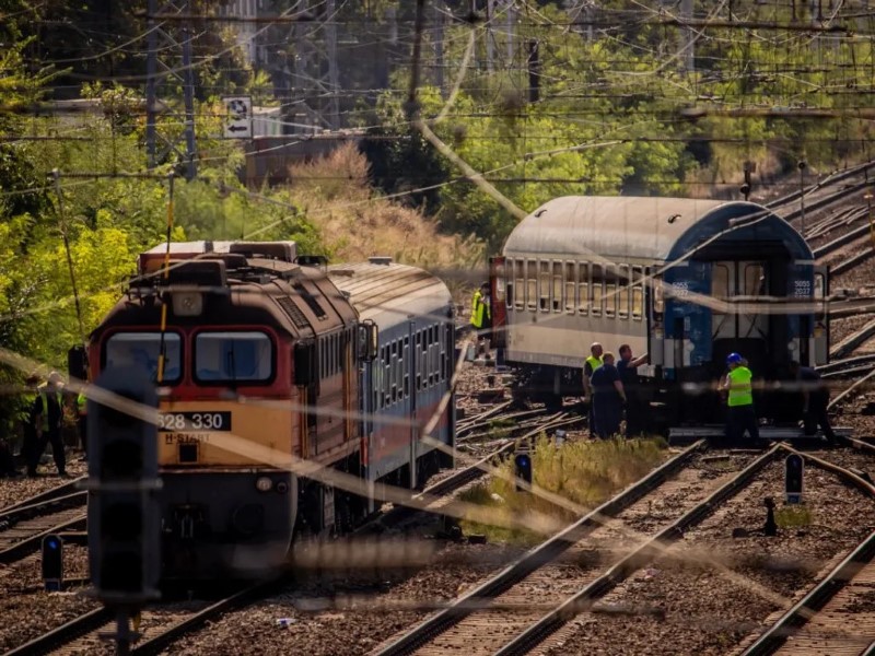 A vonatok egy részét már fogadja a Keleti pályaudvar ma reggeltől