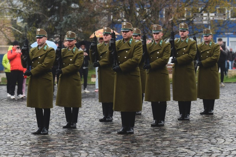 Szijjártó: Nem küldön magyar katonákat Ukrajnába