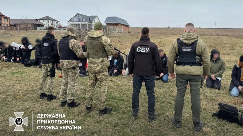 Vadásszák az ukrán férfiakat - meghalni viszik őket a frontra
