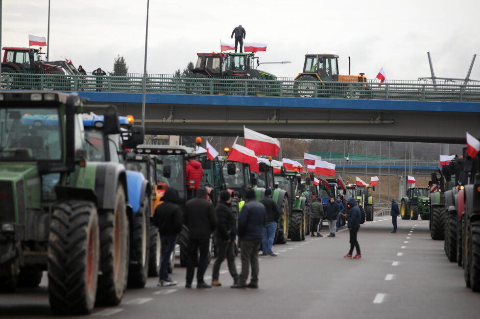 "Becsaptak minket!" - elfoglalják a lengyel gazdák az országot