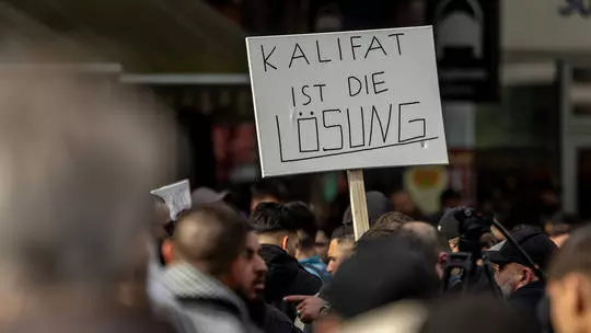 Ide jutott Németország: a német „kalifátusért” tüntettek Hamburgban 