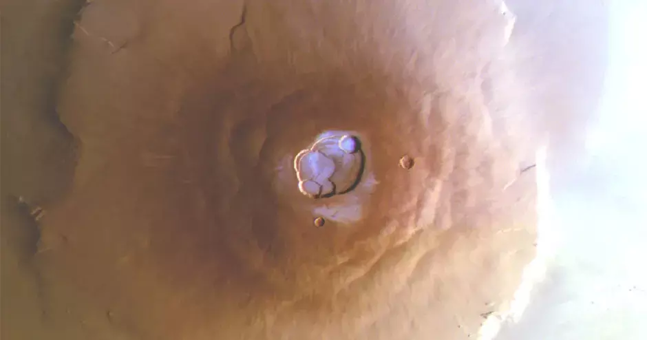 Nature Geoscience: vízjeget fedeztek fel a Marson lévő vulkánoknál